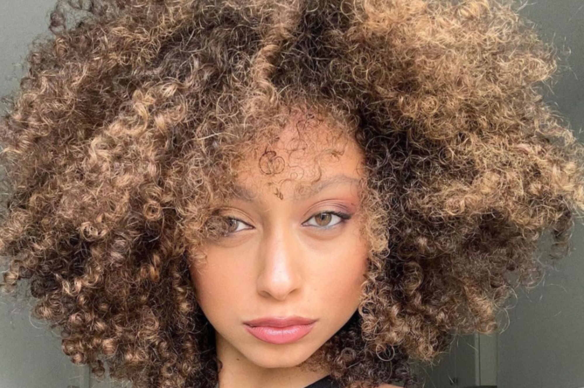 Breakage outlet hair treatment
